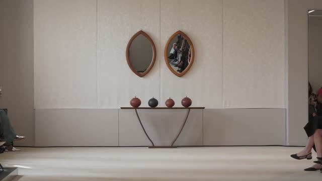 Показ женской коллекции Altuzarra осень-зима 2024-2025 смотреть онлайн