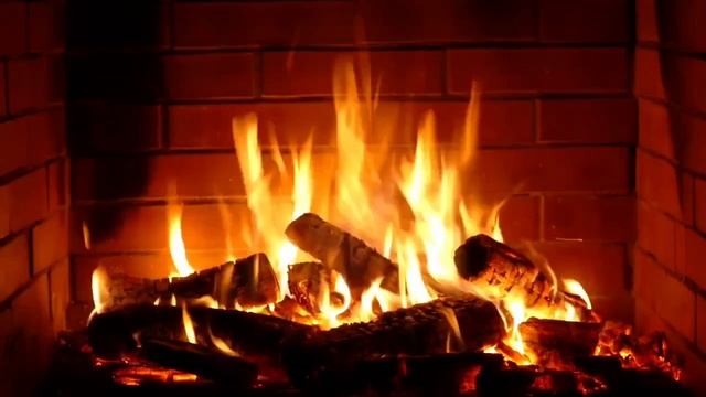 🔥 Уютный Камин . Зимняя ночь у камина под звуки горящих дров . смотреть онлайн