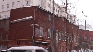 Столетнее здание-памятник у дома Юшкова выставлено на торги в Москве