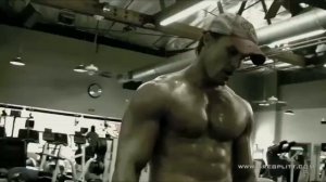 Грег Плитт тренировка под музыку