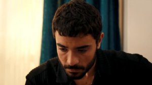 Между 13 серия (сериал, 2025)