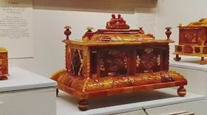 Предметы из Янтарной комнаты, чудом сохранившиеся.