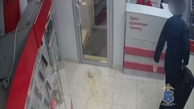 Житель Энгельса арендовал технику и сдал в комиссионный магазин смотреть онлайн