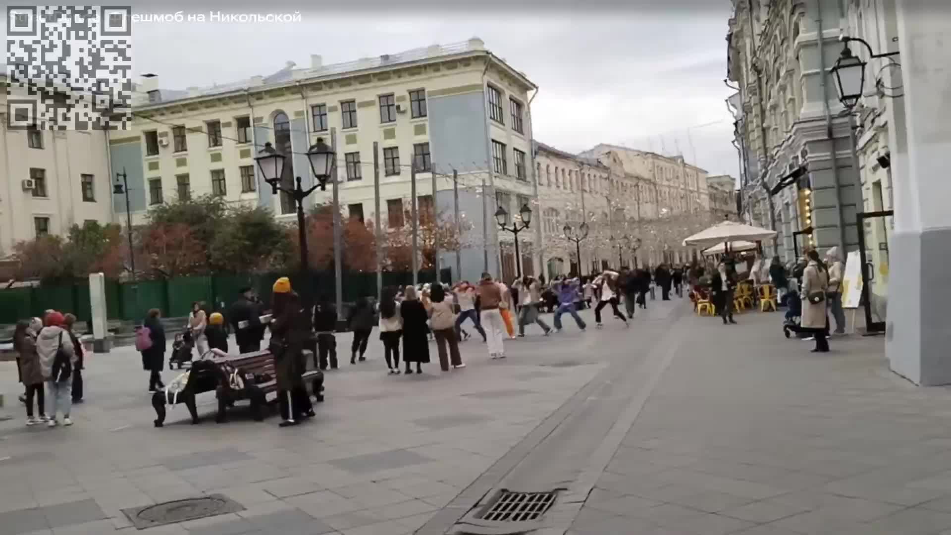 StreetDance. Флешмоб на Никольской смотреть онлайн