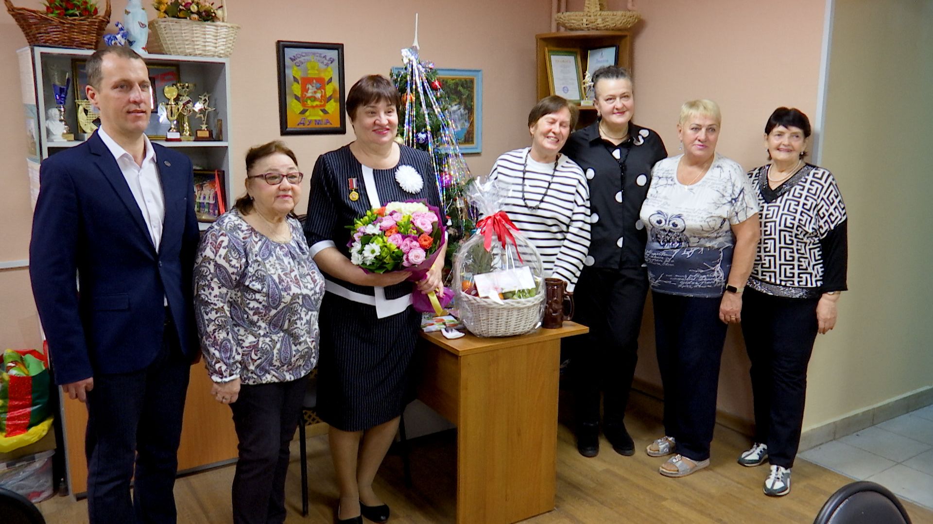 Юбилей Галины Курлуковой смотреть онлайн