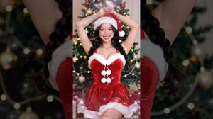 Новогодние девушки