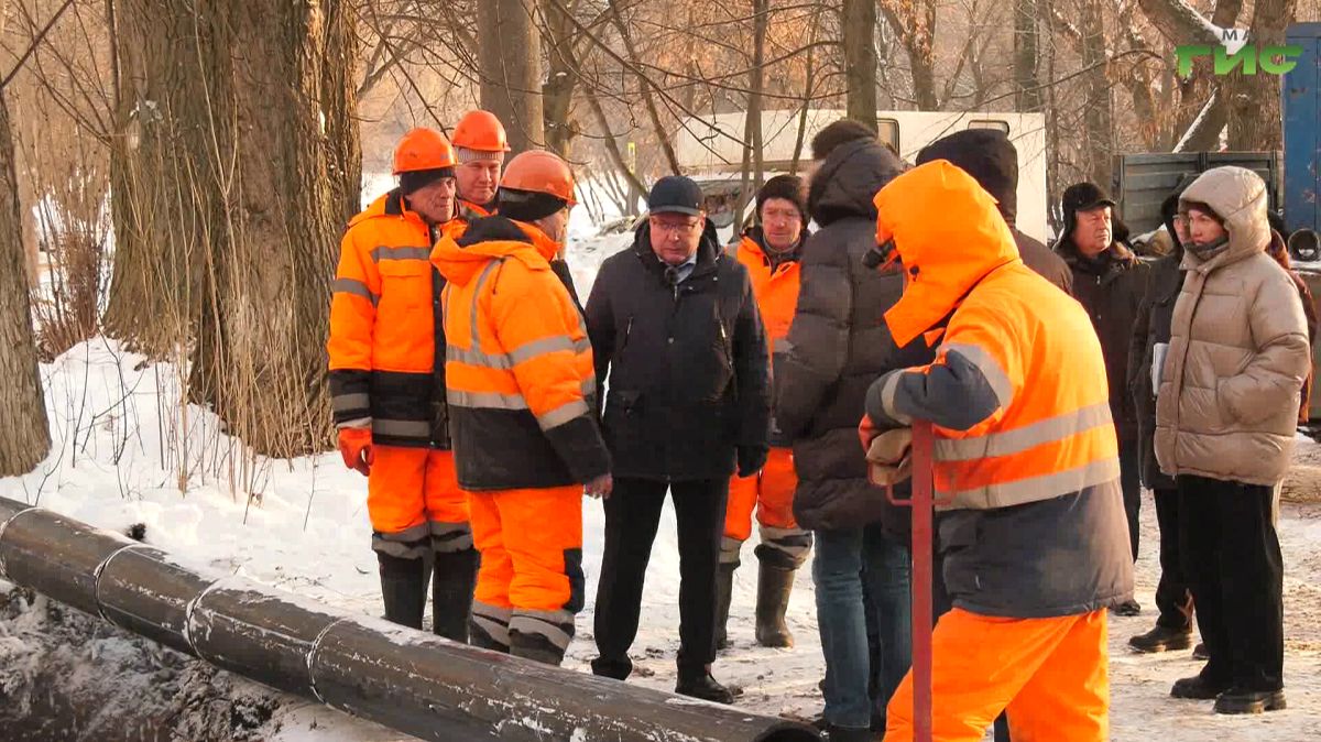 Резкое похолодание спровоцировало коммунальные аварии в Самаре смотреть онлайн