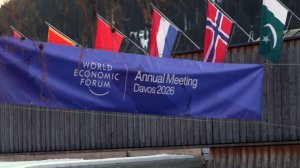 Представитель ВЭФ в Давосе опровергает перенос места проведения мероприятия