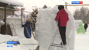 Новосибирские пенсионеры создают снежные скульптуры сказочных персонажей