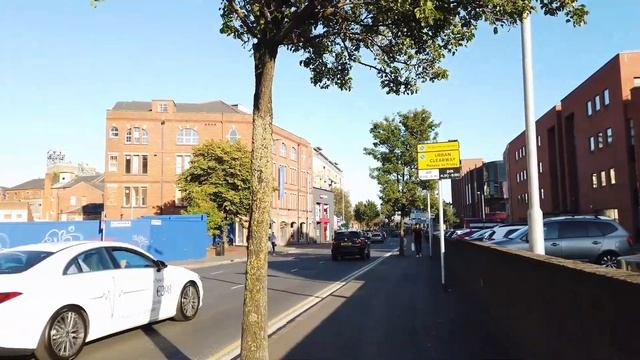 Прогулка по Ирландии улицы и городская жизнь без фильтров 👀🏙️ смотреть онлайн