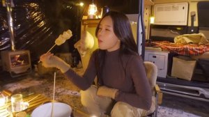 КЕМПИНГ В СИЛЬНЫЙ СНЕГ С АВТОПАЛАТКОЙ  MINIVAN