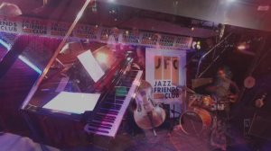 "Прекрасное далеко" в джазовом ключе