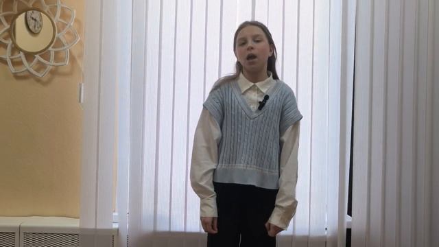 Ученица 5А класса, Света Д. участвует в Всероссийском конкурсе чтецов "Я ЛЮБЛЮ РОССИЮ" в номинаци... смотреть онлайн