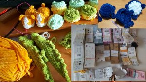 Сколько извязала за прошлый год. Вяжу потихоньку к ярмарке. Пряжа красится)))