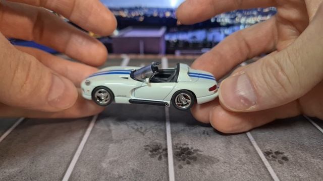 2025.11.09 GFCC 1_64 DODGE VIPER ROADSTER 1993 (2409) смотреть онлайн