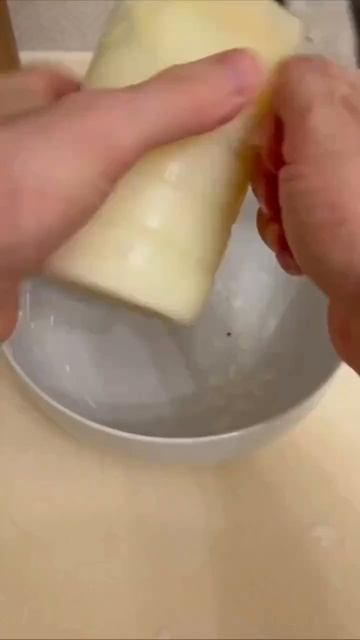 Что делать с прокисшим молоком смотреть онлайн