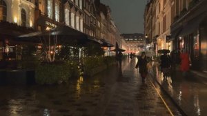 Вечерний Вест-Энд Лондона 2026 дождливая прогулка под зонтами ☔🌆