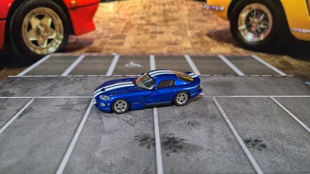 2025.11.05 GFCC 1_64 DODGE VIPER COUPE 1993 (2635) смотреть онлайн