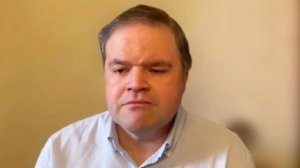 Эксперт Хачатурян: ослабление позиций доллара ударит по американским нефтяникам