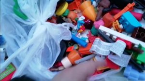 Как я зарабатываю лазая по мусоркам Питера? Dumpster Diving