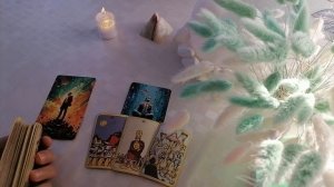 Двое мужчин на пороге: кто они ❓