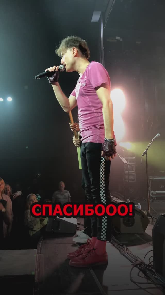 Самое долгое и громкое смотреть онлайн