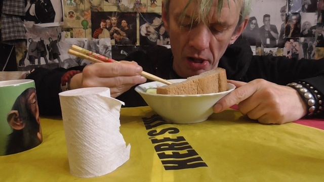 мукбанг кофе картошка жареная соус японский к мясу сало огурец