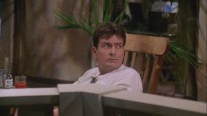 Два с половиной человека S1E1