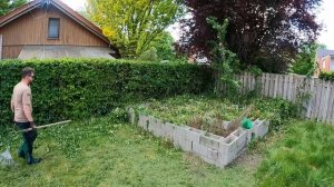 Я вернулся спустя ГОД, чтобы снова расчистить этот ЗАРОСШИЙ двор