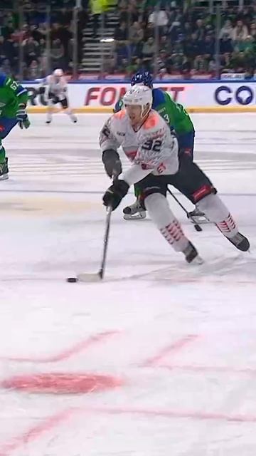 Зацепил 🔗 #КХЛ смотреть онлайн