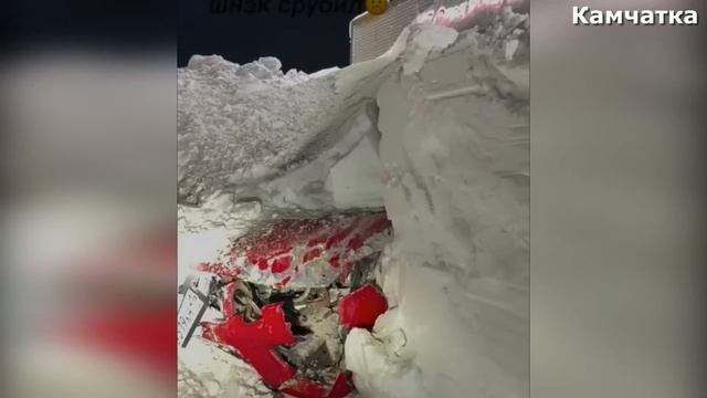 ℹ️ СНЕГОПАД НА КАМЧАТКЕ СЕГОДНЯ. ЧТО НАХОДЯТ ПОД ТОЛЩЕЙ СНЕГА смотреть онлайн