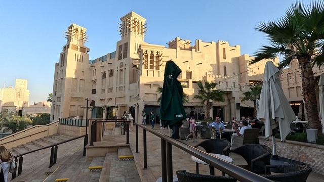 Прогулка по рынку Мадинат Джумейра в Дубае: культура, традиции и сувениры смотреть онлайн