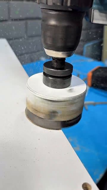 Отличный совет для работы с коронкой😎👍 смотреть онлайн