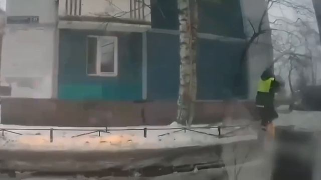 #Россия #Bodycamera Эффектное задержание пьяного водителя со стрельбой в Санкт-Петербурге смотреть онлайн