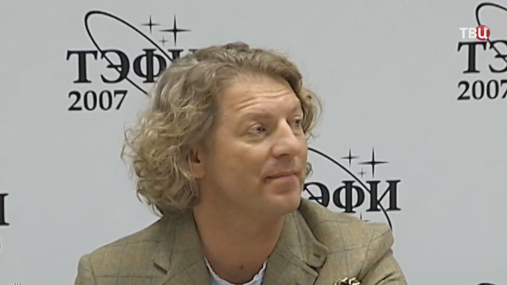 Умер телеведущий Александр Олейников смотреть онлайн