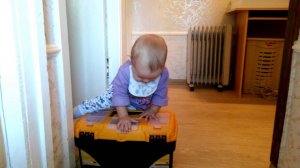 МАЛЫШ МОНТАЖНИК )))