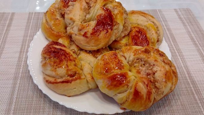 Невероятно Вкусные Нежные Ореховые Булочки . смотреть онлайн