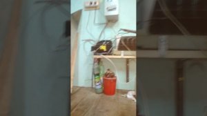 два способа избавится от влаги в погребе.