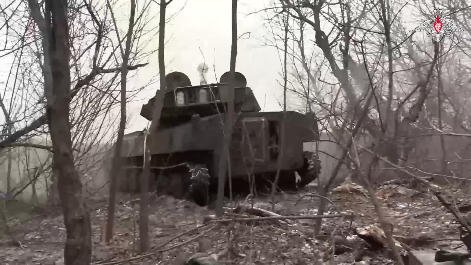 💥 Цель за целью: артиллерийские расчеты точно бьют по вражеским позициям смотреть онлайн