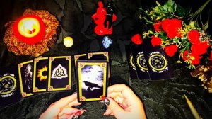 ☝️❤️Его или Её чувства , мысли, действия❗️Смотрим на Ведьминых Рунах🧙🏻_♀️❤️ #tarot