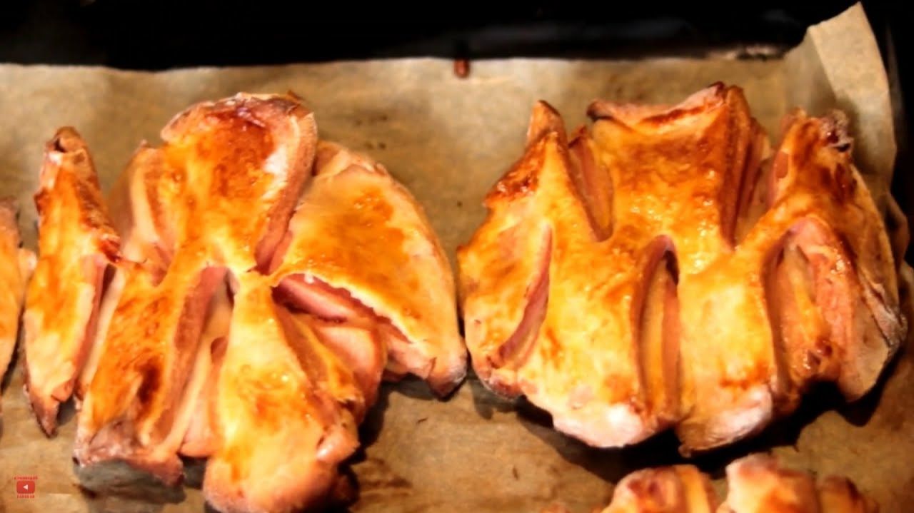 ПРОСТОЙ РЕЦЕПТ ДОМАШНИЕ БУЛОЧКИ С КОЛБАСКОЙ В ДУХОВКЕ смотреть онлайн