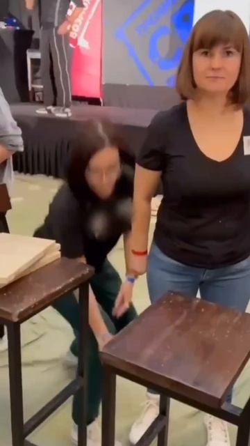 Депутат Усова назвала иноагентов звенящей пустотой смотреть онлайн