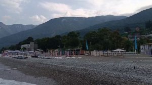 На берегу ЧЕРНОГО МОРЯ.Наверное это лучший 👍💯отдых. Море тёплое чистое, РАЙ НА ЗЕМЛЕ....