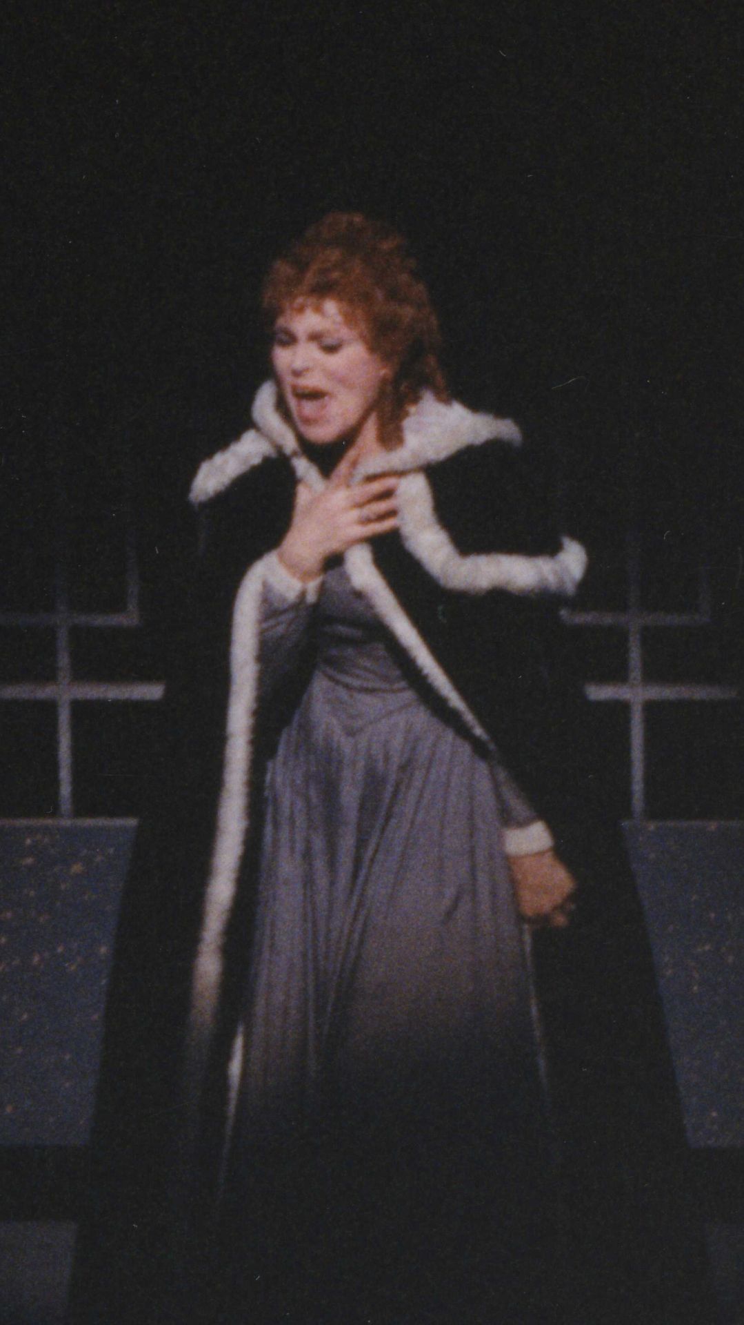 Ария Лизы у канавки из оперы П. Чайковского "Пиковая дама" - В. Юзвенко смотреть онлайн