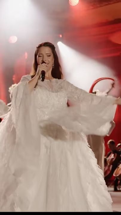 Вдохнули в Калинку новую жизнь ❤️ MIRAVI - Калинка #miravi смотреть онлайн