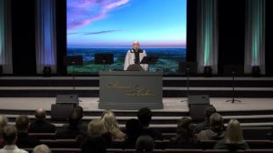 На земле, свершая путь