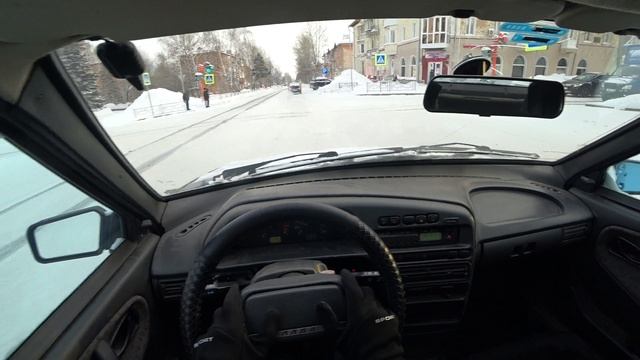 ЕДУ НА ЧЕТЫРКЕ ПО ЗИМНЕМУ ГОРОДУ - ВИД ОТ ПЕРВОГО ЛИЦА! смотреть онлайн