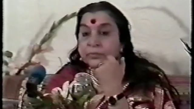 16.09.1984 г. Шри Экадаша Рудра Пуджа . "Рудра – это разрушительная сила Шивы". Комо. Италия. смотреть онлайн