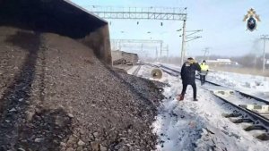 روسيا.. انحراف عشرات عربات الفحم عن السكة في خاباروفسك