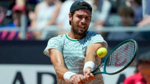 Российский теннисист Хачанов не смог выйти в 4-й круг Australian Open